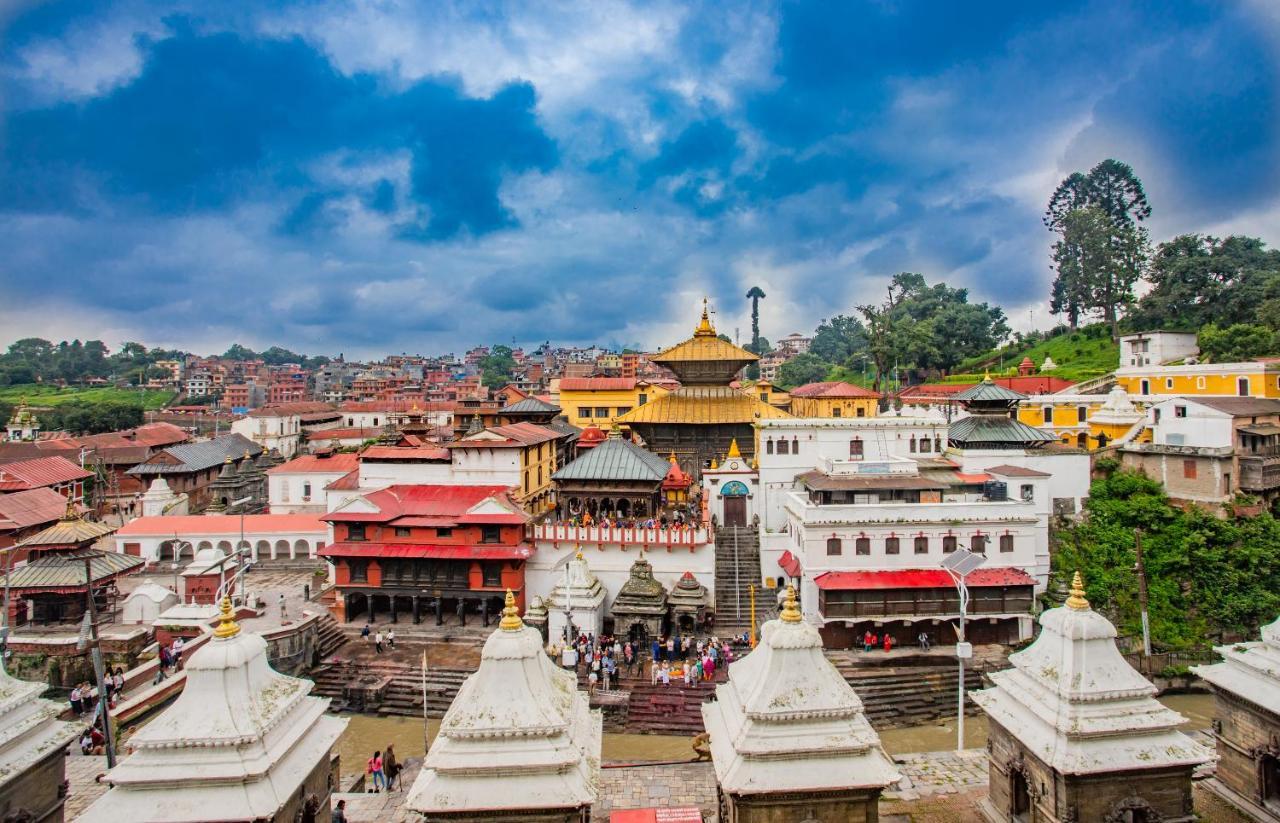 Oyo 136 Hotel Om Plaza Kathmandu Exteriör bild